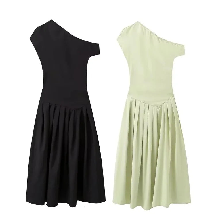 Robe Élégante  à Col Asymétrique – Taille Haute & Ourlet Plissé Chic pour Femme Chrétienne 2026