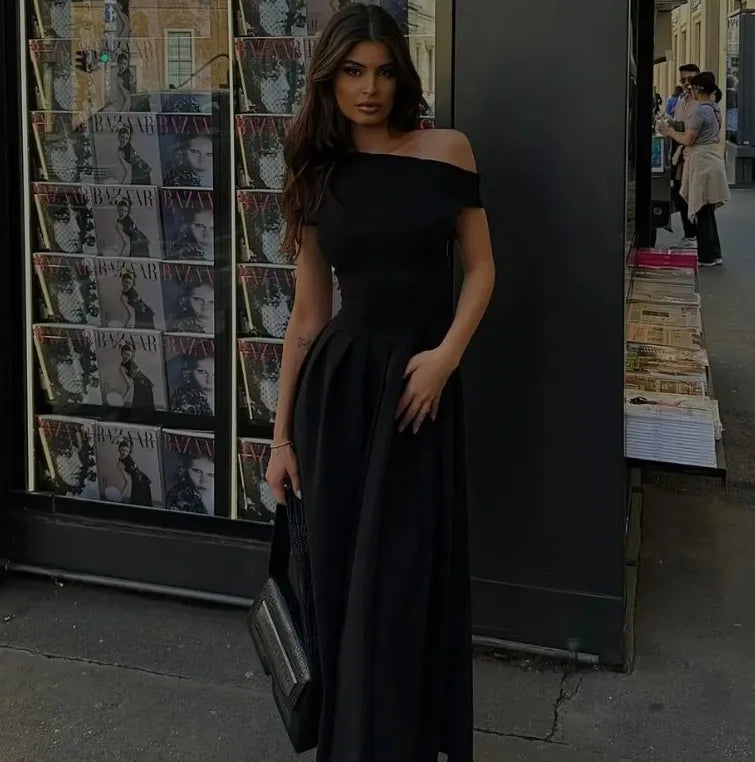 Robe Élégante  à Col Asymétrique – Taille Haute & Ourlet Plissé Chic pour Femme Chrétienne 2026