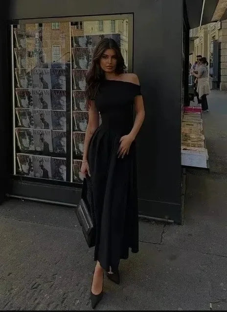Robe Élégante  à Col Asymétrique – Taille Haute & Ourlet Plissé Chic pour Femme Chrétienne 2026
